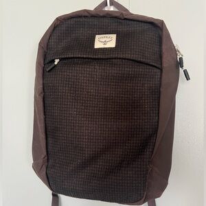 Osprey Arcane 20L Daypack NWOT